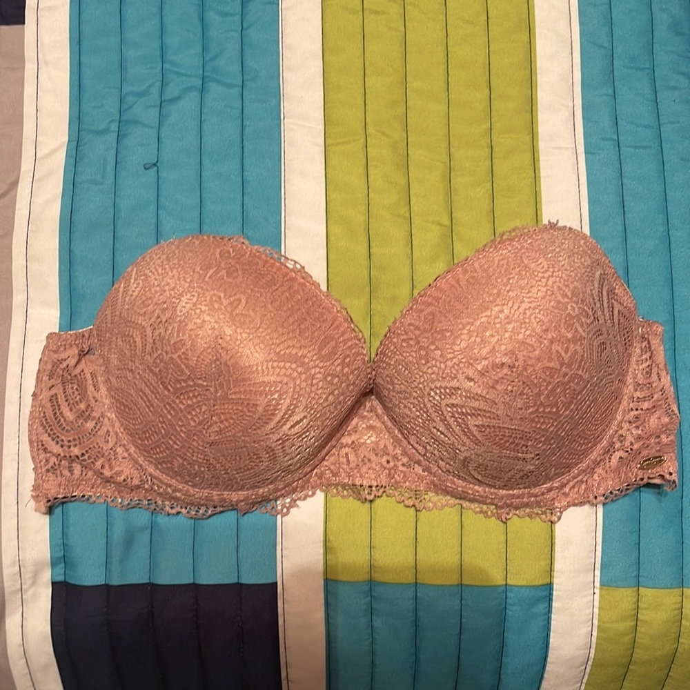 Jessica Simpson Bra